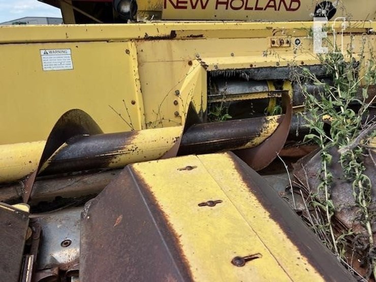 new-holland-tr85-image-19