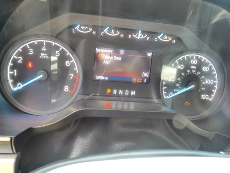 2021-ford-f150-xl-image-12