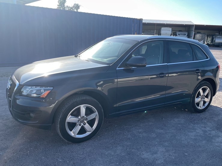 2010-audi-q5-image-1