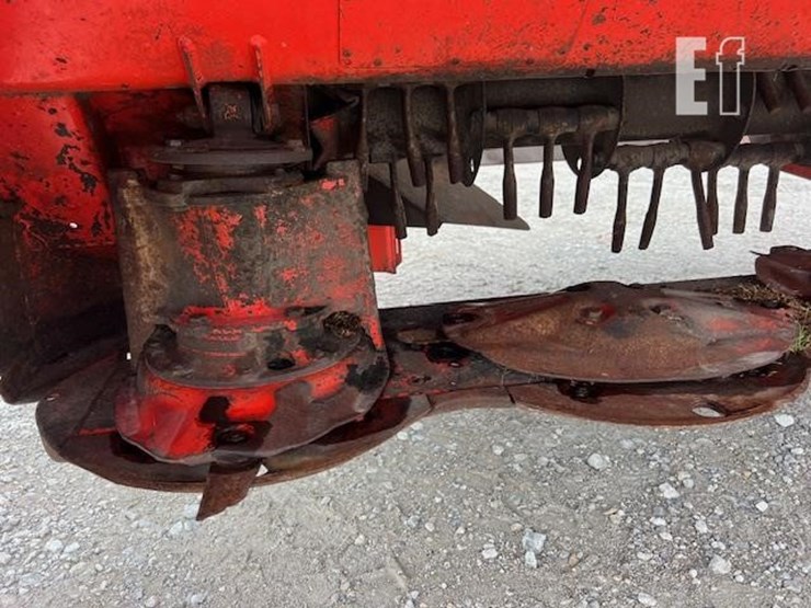 2013-kuhn-fc353gc-image-16