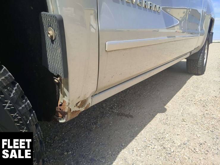 2018-chevrolet-silverado-1500-image-29