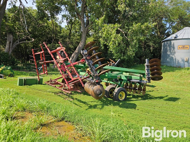 john-deere-630-image-5