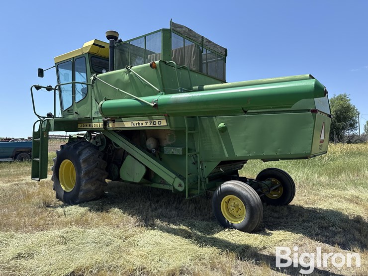 1975-john-deere-7700-image-7