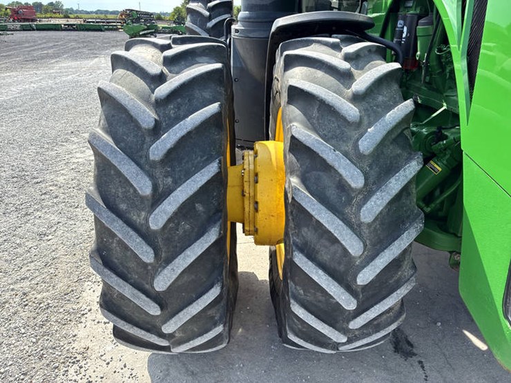 2018-john-deere-8370r-image-51