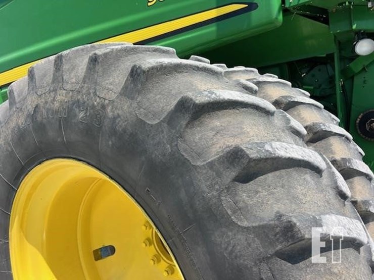 2009-john-deere-9670-sts-image-23