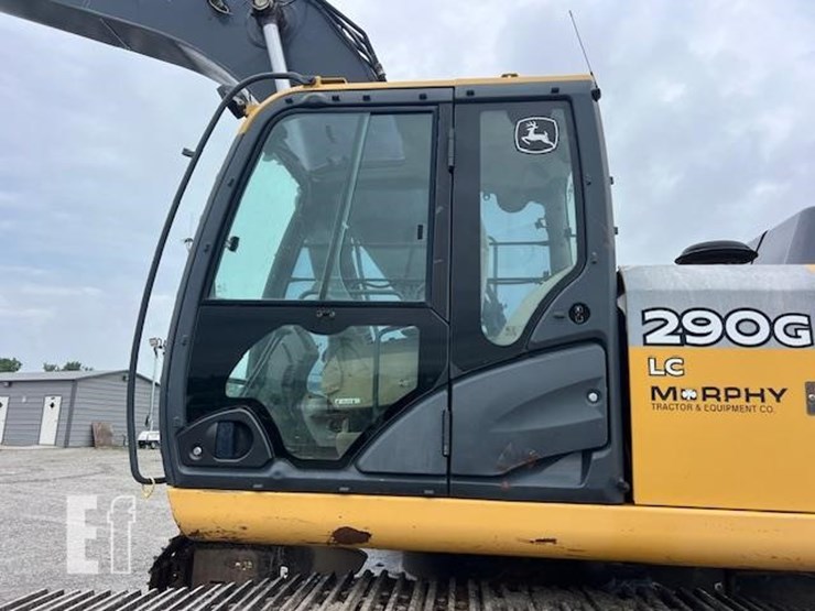 2014-deere-290g-lc-image-34
