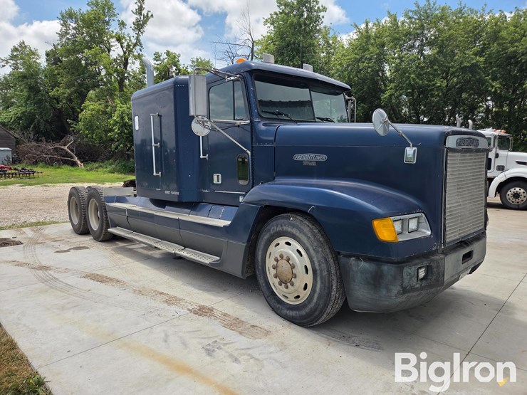 1991-freightliner-fld120-image-3