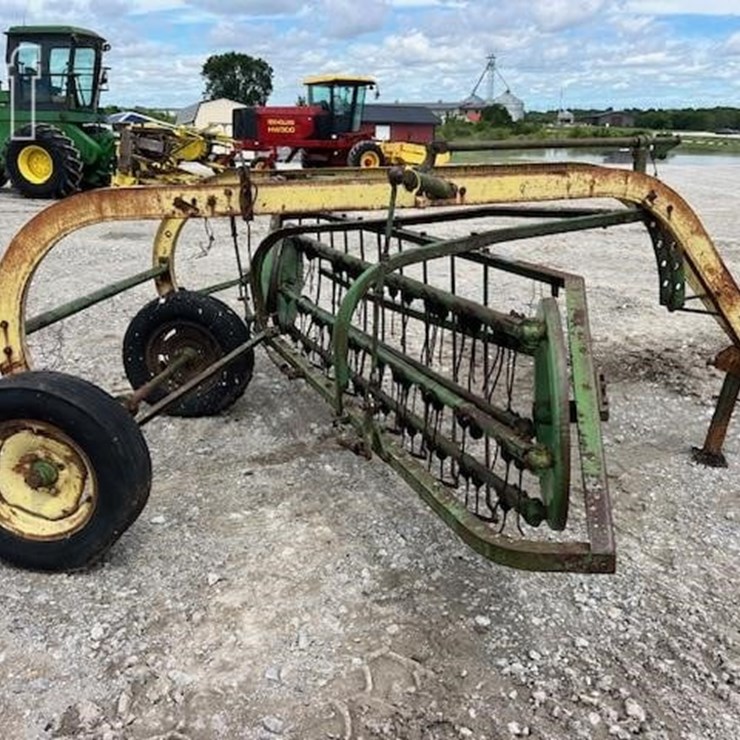 JOHN DEERE 894A