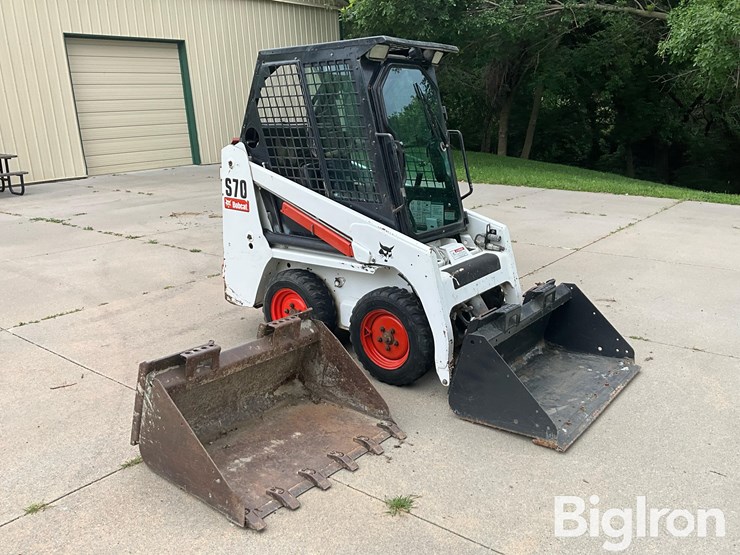 2010-bobcat-s70-image-3
