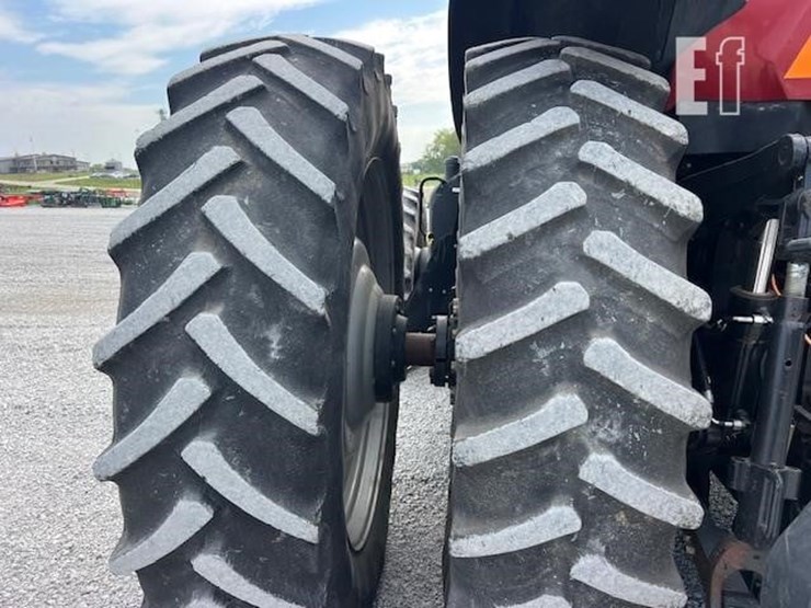 2014-case-ih-magnum-315-image-24