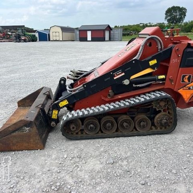 2019 DITCH WITCH SK1550
