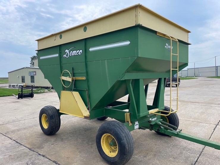demco-325-image-3
