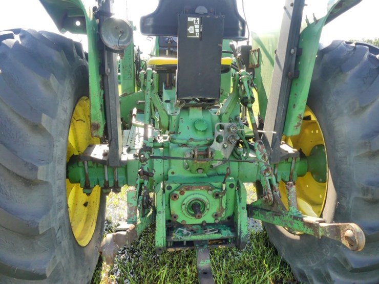 john-deere-2355-image-5