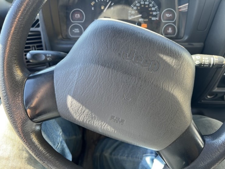 1999-jeep-cherokee-image-27