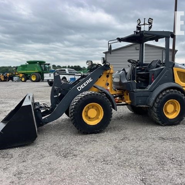 2020 DEERE 204L