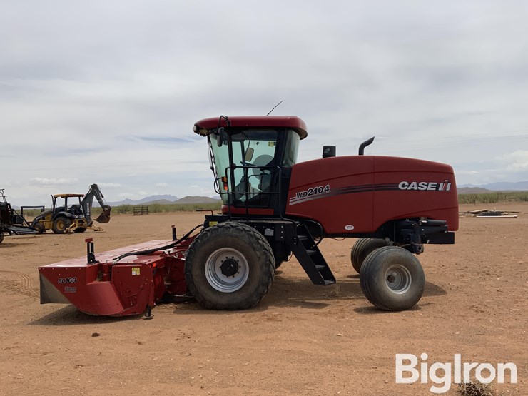 2019-case-ih-wd2104-image-8