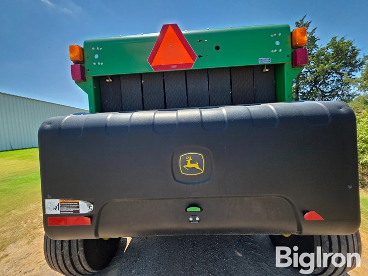2019-john-deere-560m-image-13