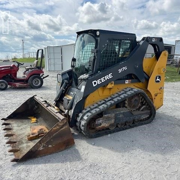 DEERE 317G