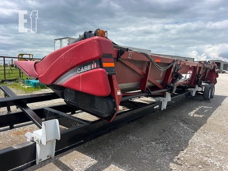 2011-case-ih-3412-image-11