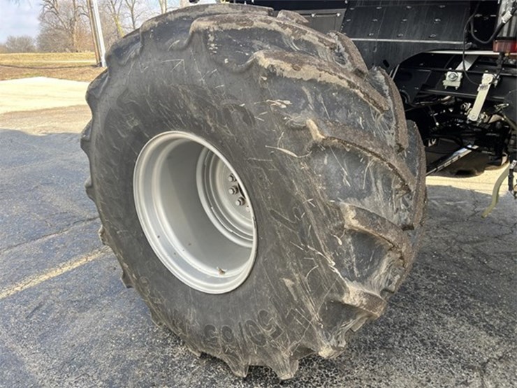 2022-case-ih-8250-image-15