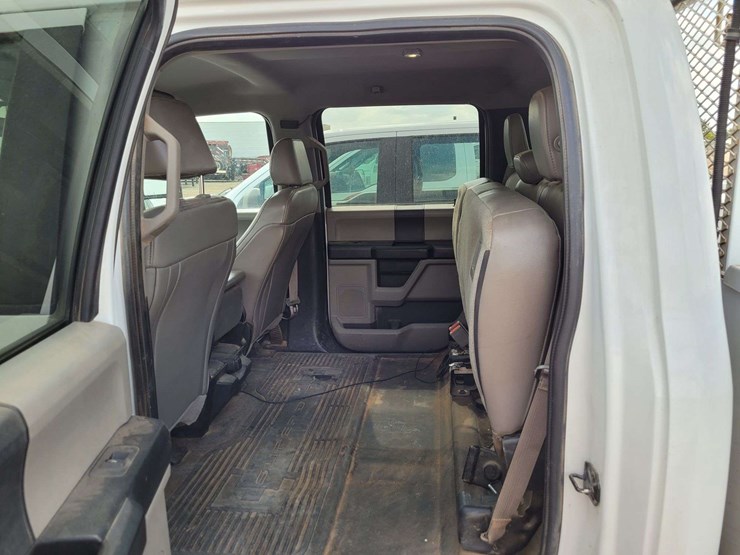 2018-ford-f350-image-7