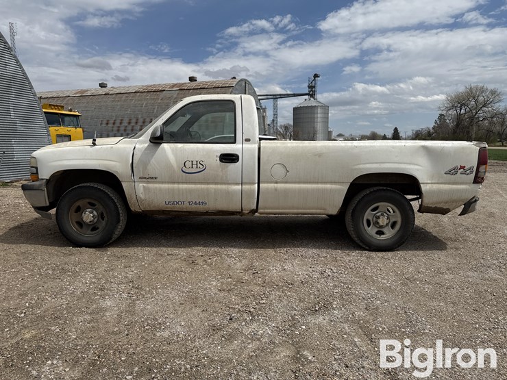 2002-chevrolet-silverado-1500-image-8