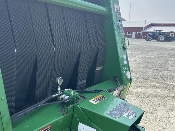 2001-john-deere-557-image-8