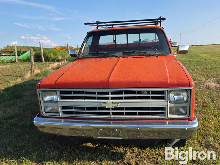 1985-chevrolet-c20-image-2