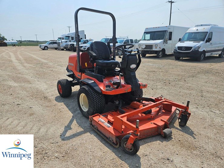 2016-kubota-f3990-image-6