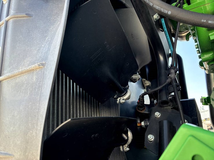 2023-john-deere-9r-440-image-78
