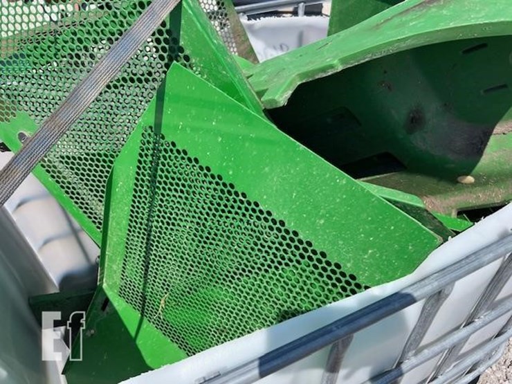 2009-john-deere-9670-sts-image-93