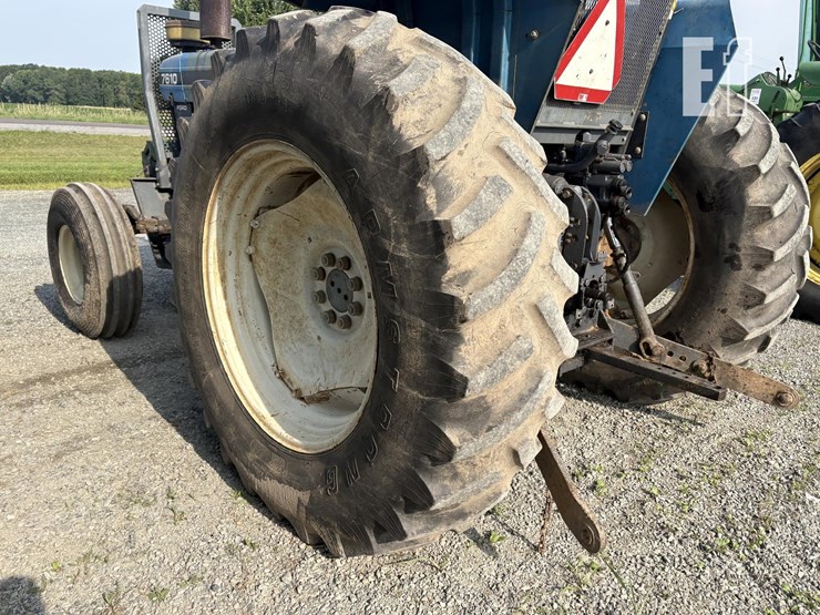 new-holland-7610s-image-19