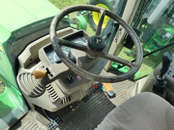 john-deere-6115m-image-11