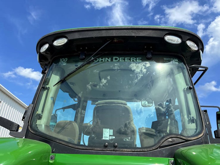 2018-john-deere-8370r-image-27