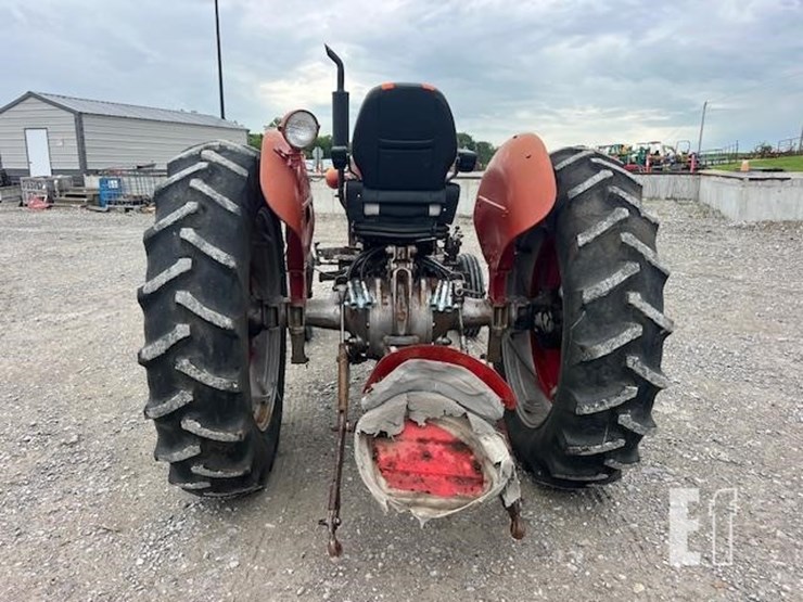 massey-ferguson-65-image-5