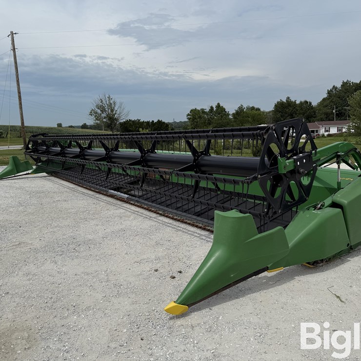 2013 JOHN DEERE 635FD