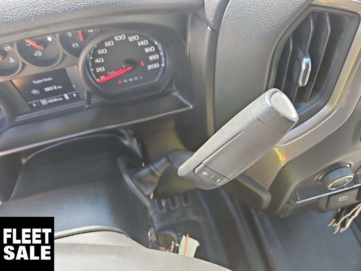 2019-chevrolet-silverado-1500-image-11