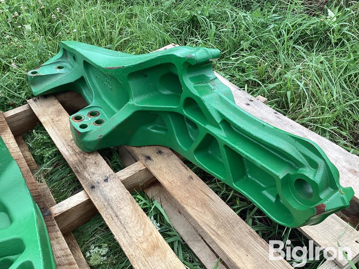 john-deere-6105e-image-10