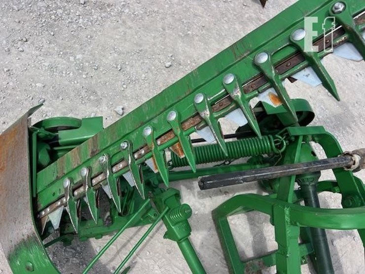 john-deere-350-image-12