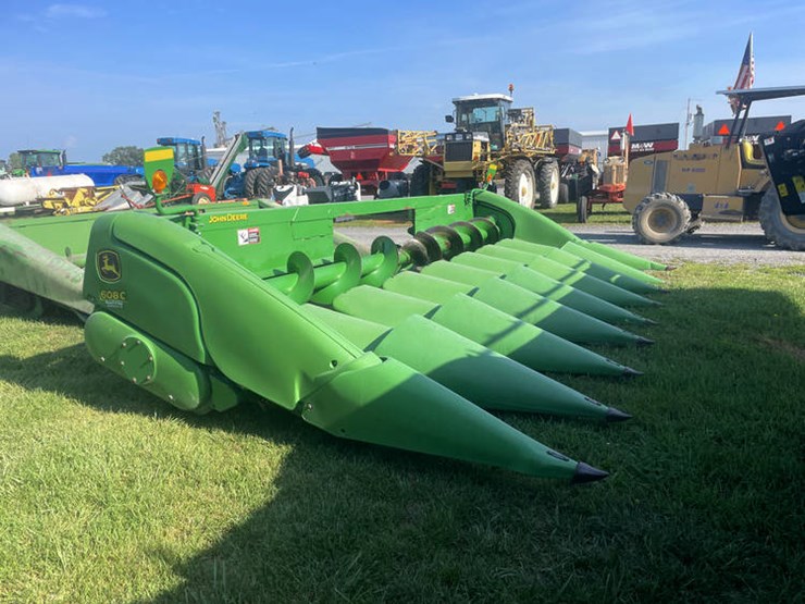 2009-john-deere-608c-image-14