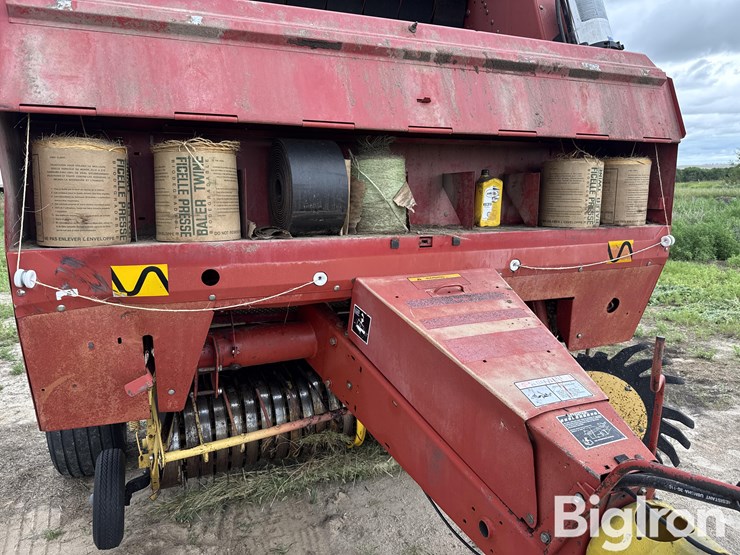 1995-new-holland-660-image-18