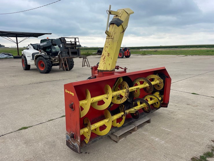 farm-king-960-8ft-snowblower-image-4