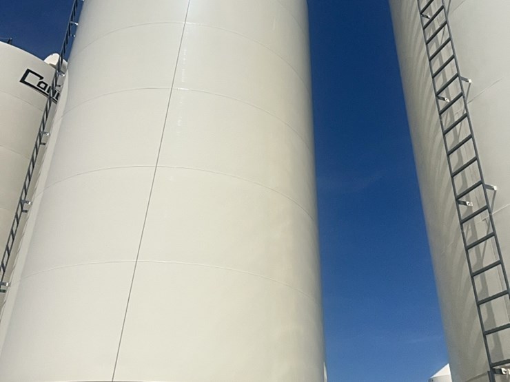 concept-7,500-bu.-hopper-bin,-equipped-with-bin-fan-with-3-phase-agi-grainguard-10-hp-electric-motor.-image-6