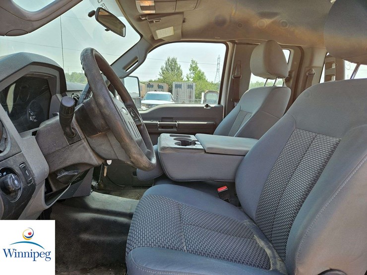 2014-ford-f350-image-26