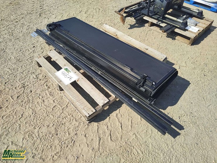 gmc-regular-box-tonneau-cover-image-3