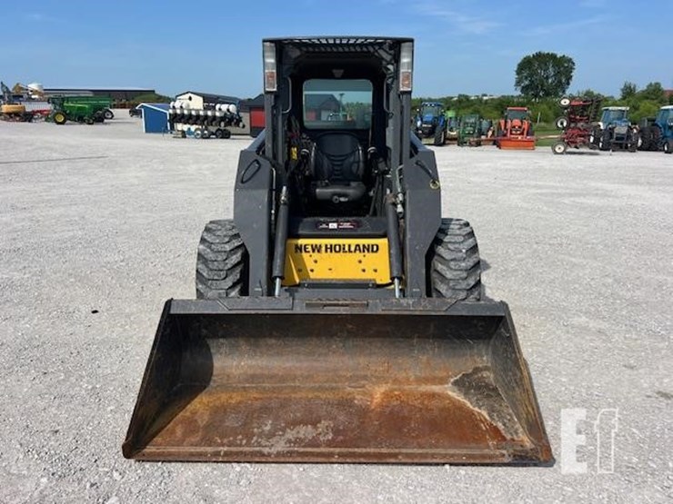 new-holland-l180-image-9