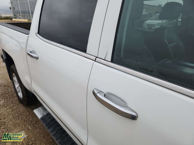 2015-chevrolet-silverado-1500-image-31