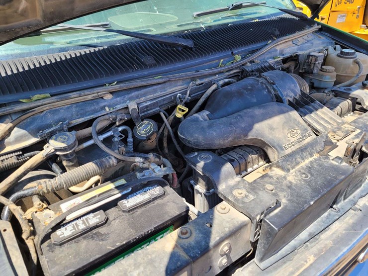 2006-ford-e350-image-15