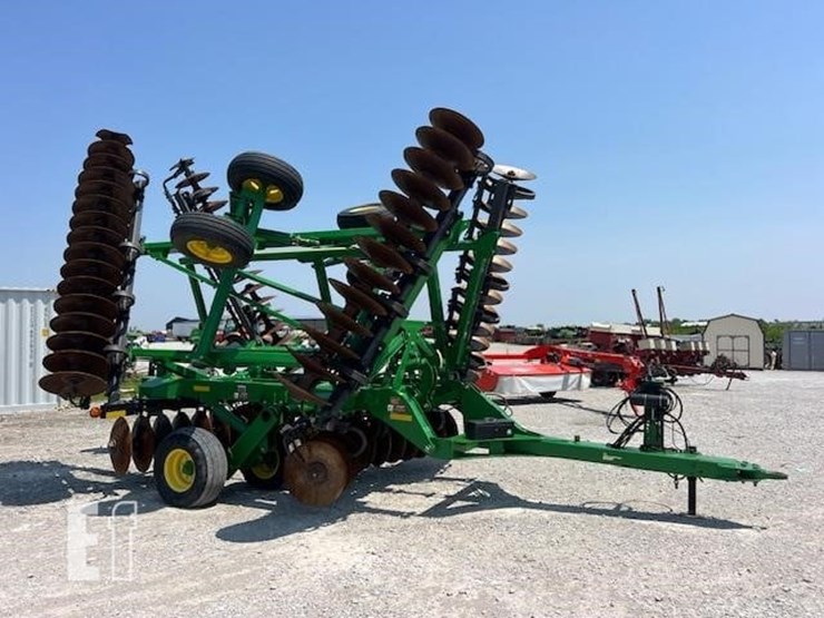 2014-john-deere-2623-image-8
