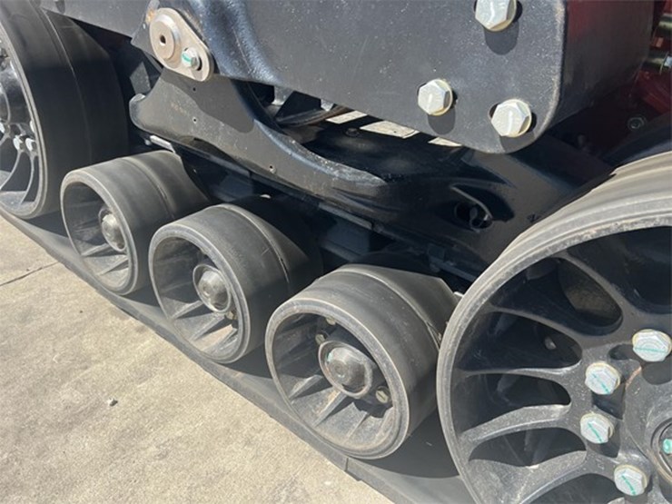 2023-case-ih-steiger-540-image-21